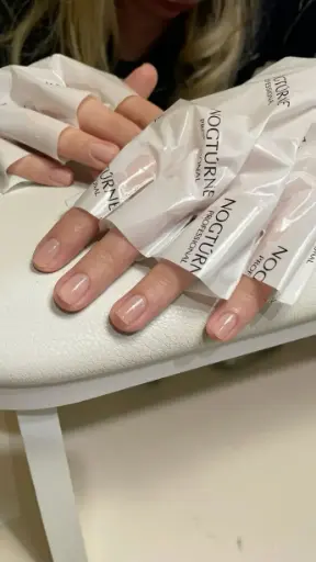 Manicure en seco con guante